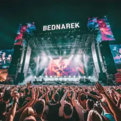 Ile trwa koncert Bednarka? Poznaj zaskakujące szczegóły!