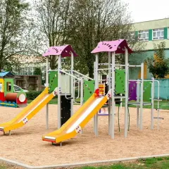 Jak zrobić karuzelę na plac zabaw - bezpieczne kroki i materiały