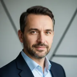 Autor Maciej Wolny