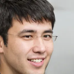 Autor Piotr Tkacz