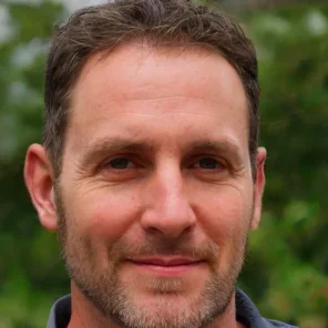 Autor Michael Brown