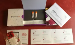 Kit MyHeritage DNA prêt à l'emploi pour un avis sur votre patrimoine génétique. Instructions incluses.