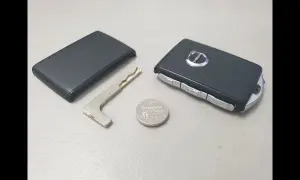 Wymiana baterii w kluczyku Volvo V40 - proste kroki, które musisz znać