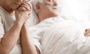 Rak trzustki objawy przed śmiercią - co warto wiedzieć i jak pomóc