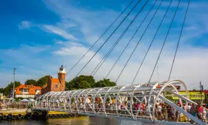 Ustka jakie województwo - poznaj miejsce w Pomeranii, które musisz znać