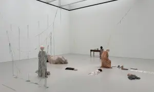 Muzeum Sztuki Nowoczesnej: Fascynujące prace związane z kamerą