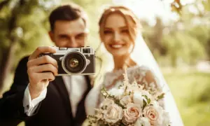 Cena fotografa ślubnego w Polsce: Jak nie przepłacić? Poradnik