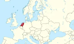 Gdzie leży Holandia na mapie? Odkryj jej położenie w Europie