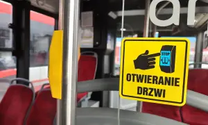 Jak otworzyć drzwi w autobusie - proste kroki, które musisz znać