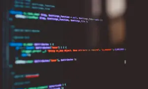 Jak podłączyć CSS do HTML? Wybierz najlepszą metodę!