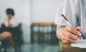 Czy można mieć chusteczki na maturze? Sprawdź, co warto wiedzieć