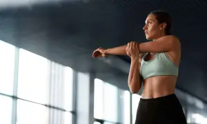 No estires estático antes de entrenar: Calienta mejor y evita lesiones