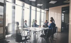 Rada nadzorcza spółdzielni: Kto nie może być członkiem? Uniknij błędów!