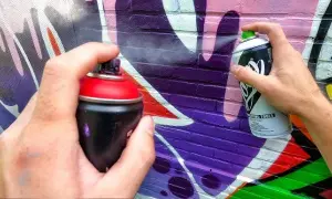 Jak się maluje graffiti: proste techniki i materiały dla początkujących