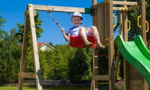 Jak zbudować drewniany plac zabaw dla dzieci - praktyczne porady i wskazówki
