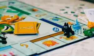 Jak grać w Monopoly Junior – proste zasady dla dzieci i rodziców