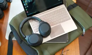 Jak podłączyć słuchawki bezprzewodowe do laptopa Windows 10 w prosty sposób