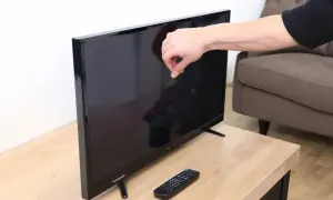 Jak włączyć telewizor JVC bez pilota - proste sposoby i porady