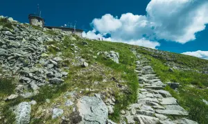 Kasprowy Wierch: Szlaki zielony czy Gąsienicowa? Wybierz swój!