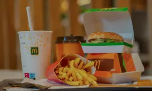 Burger Drwala: Ile kalorii ma zimowy król McDonald's? Pełna analiza