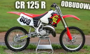 Honda CR 125 ile koni - poznaj moc i osiągi motocykla