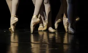 Opera vs Balet: Kluczowe różnice, które musisz znać