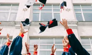 Ubezpieczenie zdrowotne po studiach 4 miesiące – co musisz wiedzieć, aby nie stracić ochrony