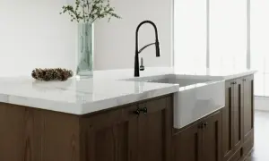 Wyspa kuchenna DIY: Jak zbudować idealną wyspę krok po kroku?