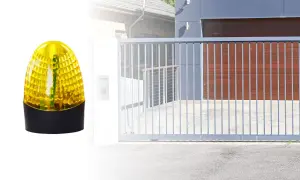 Gyrophare portail sur pilier, signalant l'ouverture et la fermeture d'une entrée sécurisée.