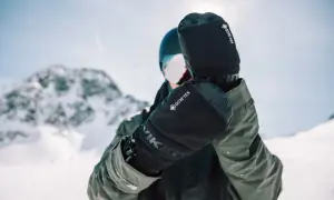 Męskie rękawice narciarskie Viking z membraną Gore-Tex, gotowe na zimowe wyzwania.