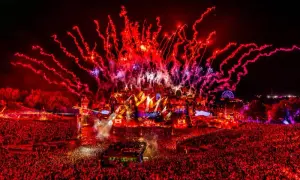 Zarobki DJ-ów na Tomorrowland: Od 2 000 do 500 000 euro?