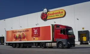 Transport dla Biedronki: Jak innowacje zmieniają logistykę i efektywność