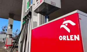 Dylemat: diesel czy benzyna? Dostępne dystrybutory Orlen z różnymi rodzajami paliwa, w tym diesel.