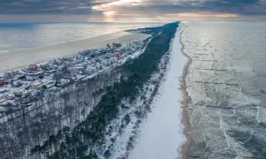 Ile mieszkańców ma Jastrzębia Góra? Zaskakujące dane o populacji