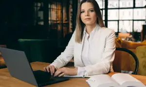 Jak zwracać się do adwokata, aby uniknąć faux pas w komunikacji