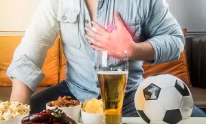 Czy alkohol podnosi cholesterol? Prawda o wpływie na zdrowie