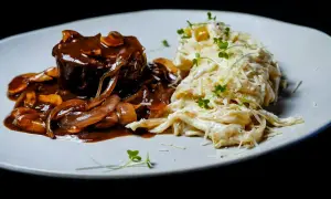 Sos "z niczego": 3 przepisy, by uratować obiad w 15 minut!