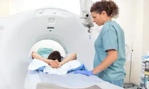 Co to jest badanie PET i jak wpływa na diagnozę nowotworów?