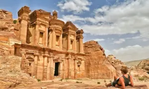 Jordania kiedy jechać: najlepsze miesiące na niezapomnianą podróż