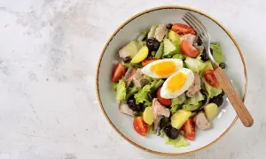 Salade Niçoise : la vraie recette traditionnelle (sans erreur !)