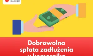 Dwie dłonie przekazują sobie plik banknotów. Ilustracja symbolizuje dobrowolną spłatę zadłużenia u komornika.
