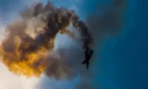 Ile zarabia spedytor w Warszawie? Realne widełki i premie
