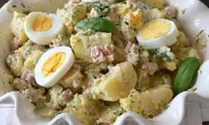 Salade de pommes de terre mayonnaise : le secret d'un plat savoureux
