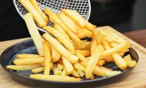 Jak zrobić frytki McDonald's w domu? Sekret chrupkości i smaku!