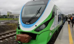 Jak dojechać do Mielna pociągiem z Katowic bez zbędnych przesiadek