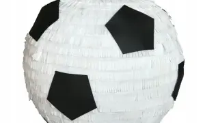 Jak zrobić piniatę piłkę nożną – krok po kroku dla każdego!