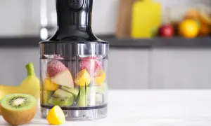 Gorąca zupa w blenderze? Bezpieczne blendowanie krok po kroku!
