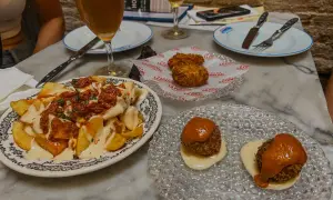 Gdzie zjeść w Barcelonie? Odkryj najlepsze restauracje i smaki