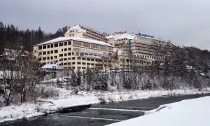 Hotel Gołębiewski Mikołajki - historia powstania i znaczenie w turystyce