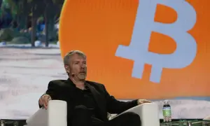 Dlaczego kryptowaluty spadają? Ekspert wyjaśnia przyczyny i strategie.